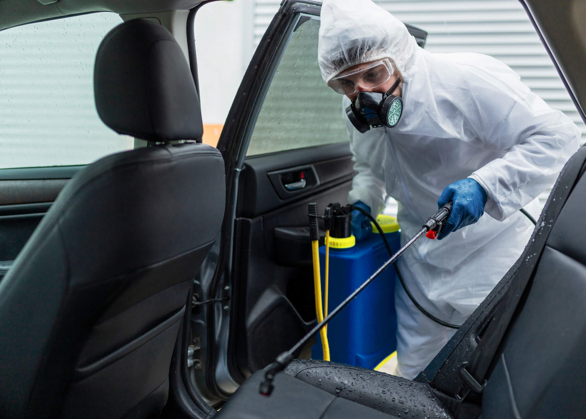Sanificazione auto ad ozono a Brescia: cos’è, come funziona e quando farla